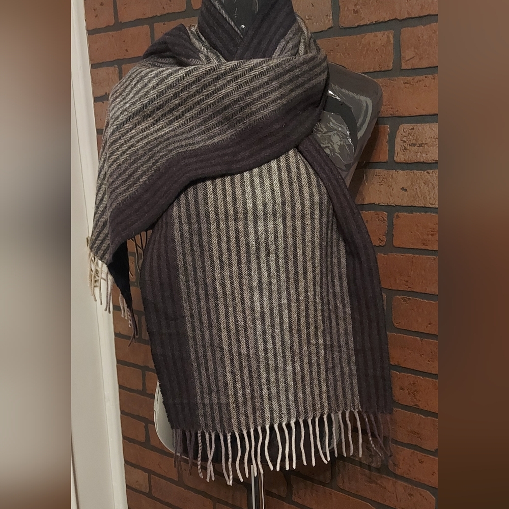 Geoffrey Beene Men's Wool Striped Scarf
